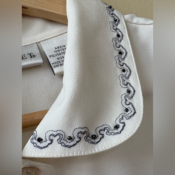 NWT - Elegant White Button-Up Blouse With Beading - Picture 3 of 14